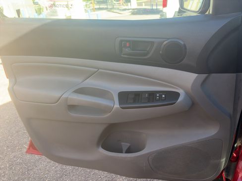 Used 2014 Toyota Tacoma 4x4 Double Cab w/ Convenience Package image 20