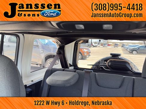 Used 2025 Jeep Wrangler Willys image 22