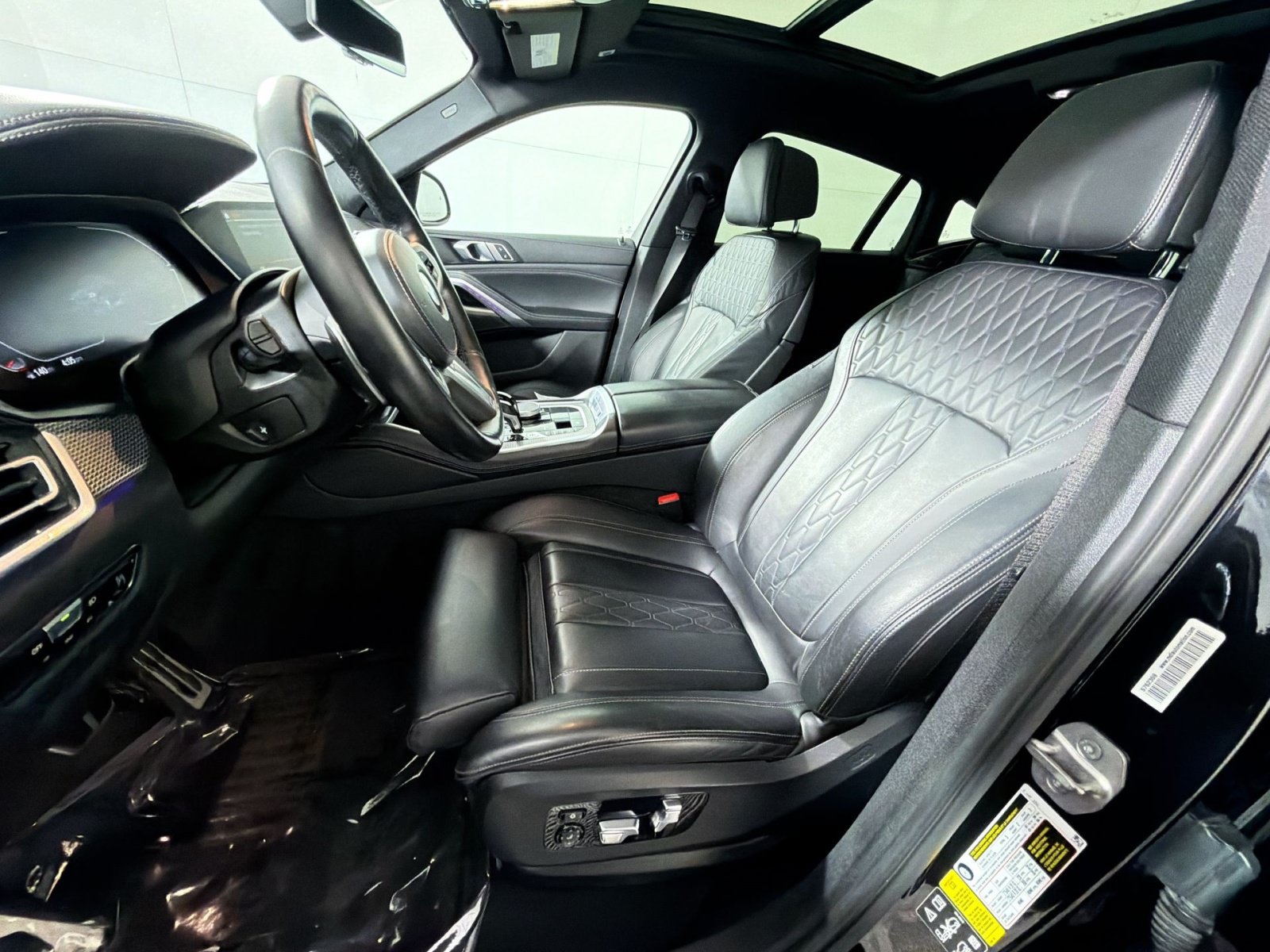 Used 2023 BMW X6 xDrive40i w/ M Sport Package AWD/4WD image 13
