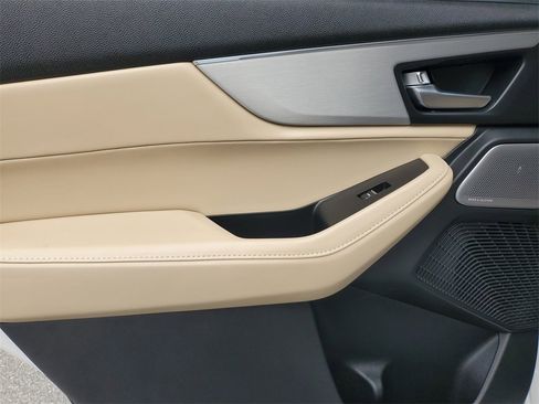 Certified 2025 Acura MDX w/ Technology Package image 17