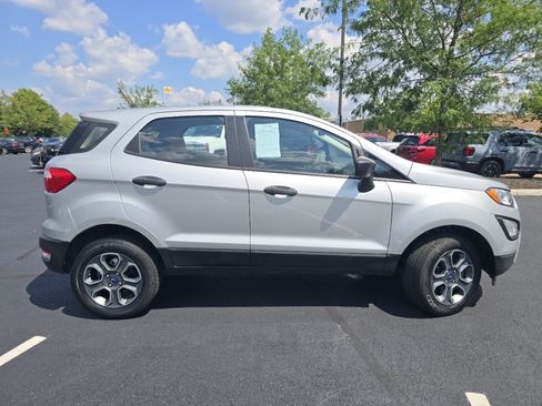 Used 2022 Ford EcoSport S AWD/4WD image 17
