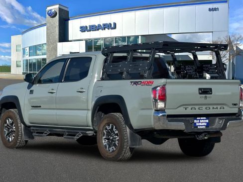 Used 2022 Toyota Tacoma TRD Off-Road AWD/4WD image 8