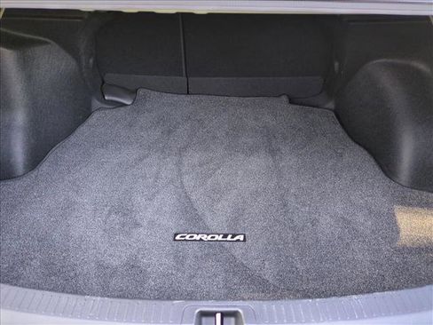 Certified 2025 Toyota Corolla SE w/ Convenience Package image 6