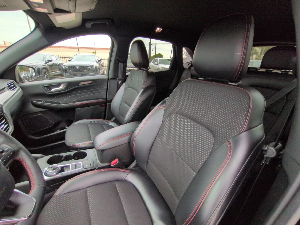 Used 2026 Ford Escape ST-Line FWD image 24