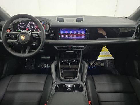 New 2026 Porsche Cayenne image 13