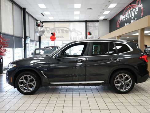 Used 2023 BMW X3 xDrive30i w/ Premium Package AWD/4WD image 3