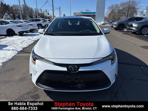 New 2026 Toyota Corolla LE image 2