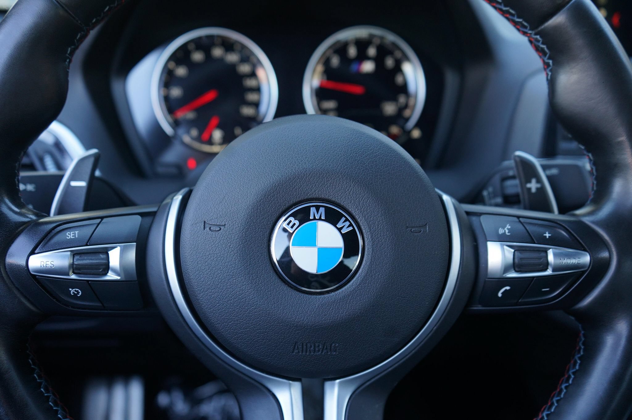Used 2018 BMW M2 RWD image 18