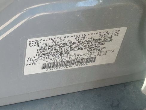 Used 2022 Nissan Kicks SR FWD image 11