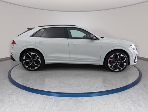 Used 2023 Audi RS Q8 AWD/4WD image 4