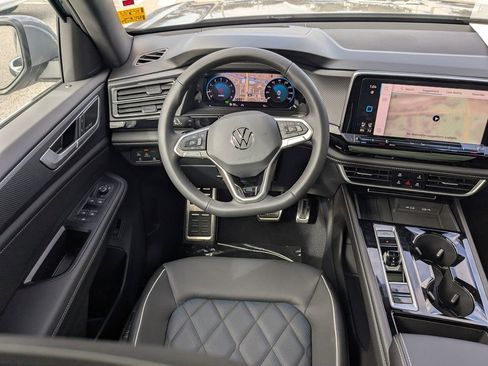 New 2026 Volkswagen Atlas Cross Sport SEL Premium R-Line AWD/4WD image 24