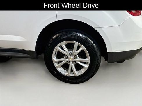 Used 2017 Chevrolet Equinox LT w/ Convenience Package FWD image 6