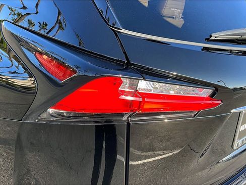 Used 2017 Lexus NX 200t FWD image 27