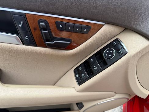 Used 2013 Mercedes-Benz C 300 4MATIC Sedan image 59