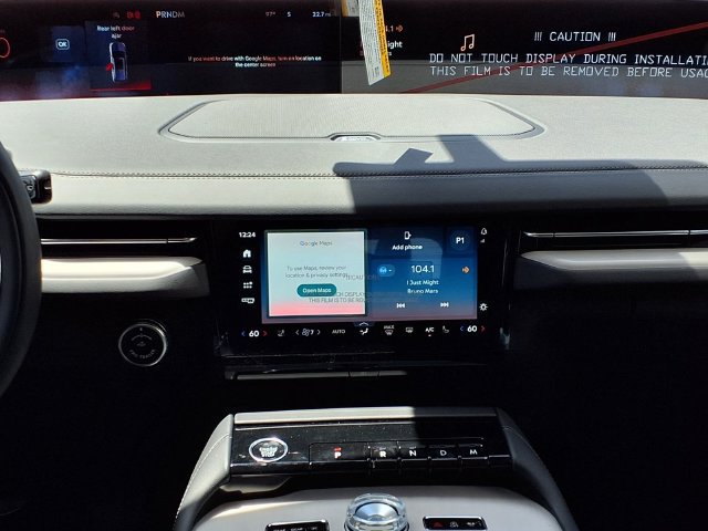 New 2027 Lincoln Navigator Premiere RWD image 11