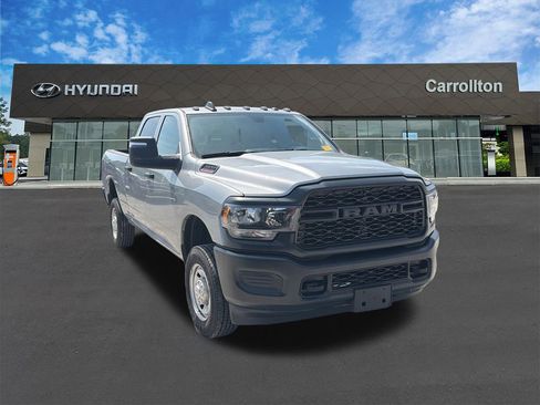 Used 2024 RAM 2500 Tradesman AWD/4WD image 3