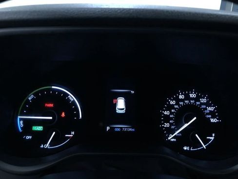 Used 2021 Toyota Sienna XLE image 31