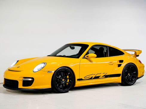 Used 2008 Porsche 911 GT2 image 6
