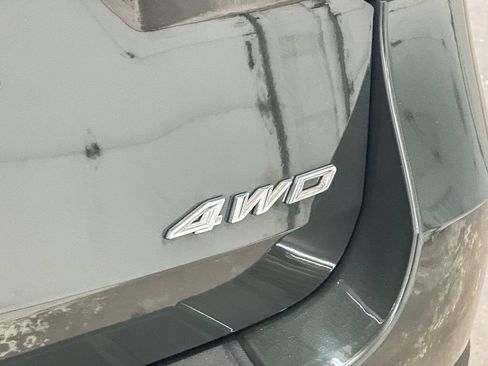 Certified 2022 Ford Explorer XLT w/ Equipment Group 202A AWD/4WD image 18