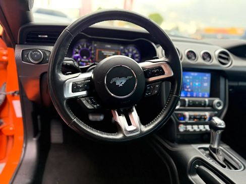 Used 2020 Ford Mustang GT Premium w/ GT Performance Package RWD image 21