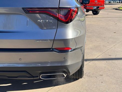 Used 2023 Acura MDX A-Spec image 19