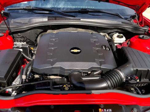 Used 2015 Chevrolet Camaro LS RWD image 27