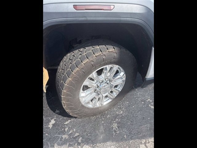 Used 2020 GMC Sierra 2500 Denali w/ Denali Ultimate Package AWD/4WD image 18