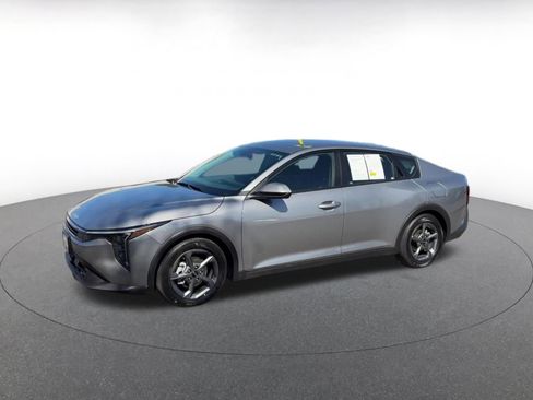 Used 2025 Kia K4 FWD image 8
