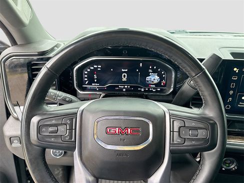 Used 2024 GMC Sierra 1500 Elevation image 13