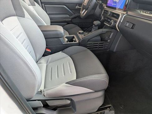Used 2025 Toyota Tacoma TRD Sport RWD image 19