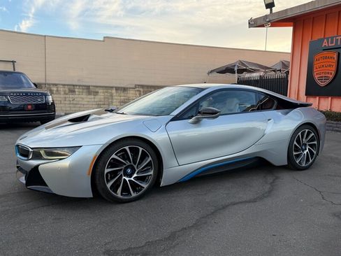 Used 2015 BMW i8 AWD/4WD image 9