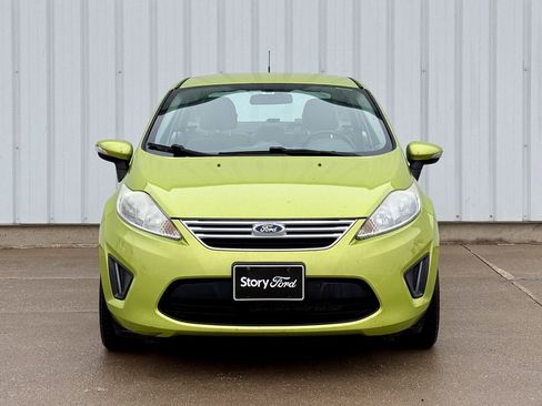 Used 2013 Ford Fiesta SE image 8