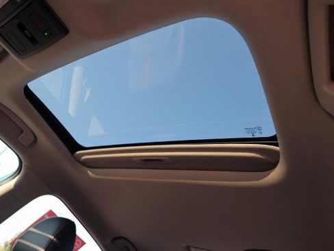 Certified 2024 Nissan Sentra SR w/ SR Premium Package image 18