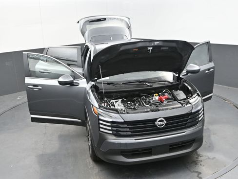 Certified 2025 Nissan Kicks SV image 39