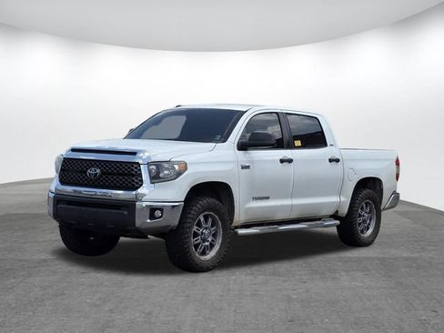 Used 2018 Toyota Tundra SR5 w/ SR5 Upgrade Package AWD/4WD image 6