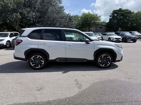 Used 2025 Subaru Forester Limited w/ Popular Package #2 AWD/4WD image 7