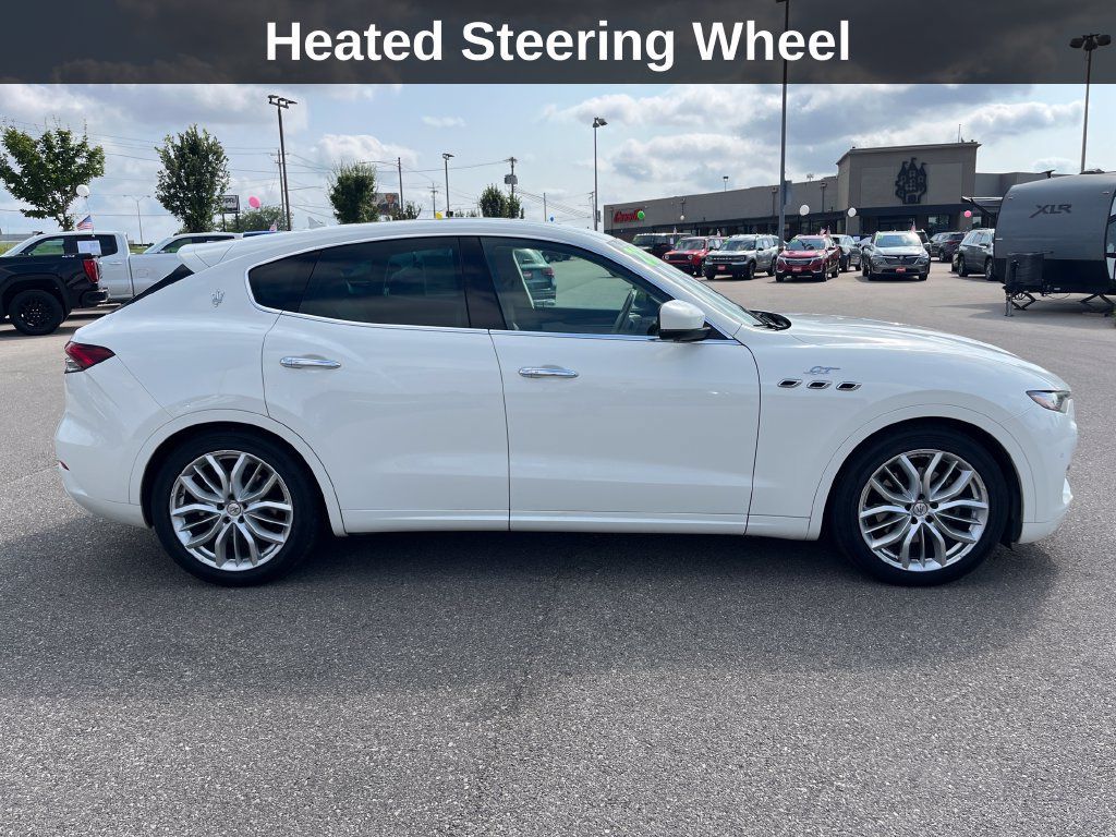 Used 2022 Maserati Levante GT AWD/4WD image 7