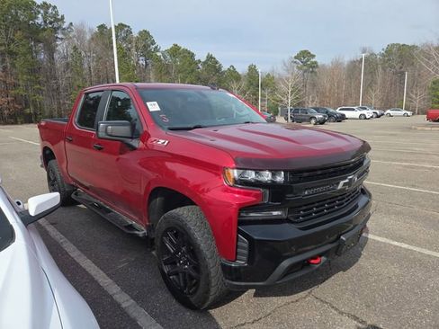 Used 2021 Chevrolet Silverado 1500 LT Trail Boss w/ Convenience Package II image 1