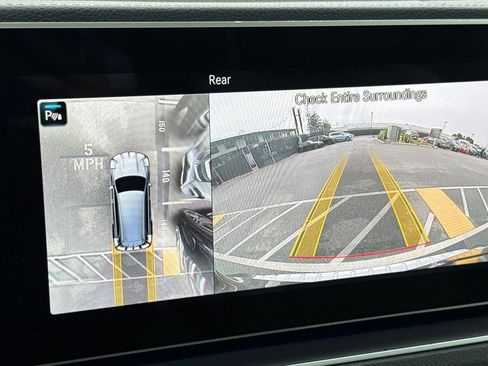 Used 2021 Mercedes-Benz GLS 450 4MATIC image 27