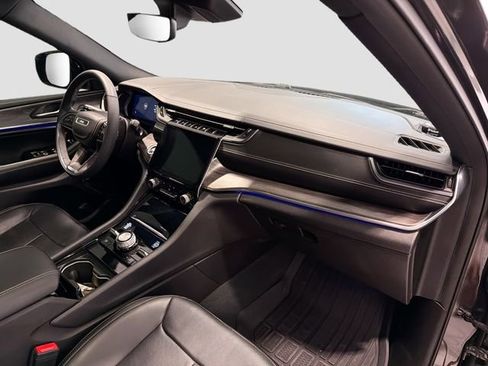 Used 2023 Jeep Grand Cherokee L Overland image 27