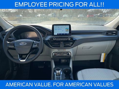 New 2026 Ford Escape Active w/ Cold Weather Package FWD image 17