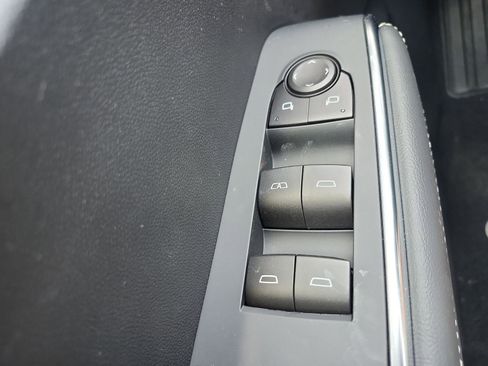 New 2025 GMC Acadia Elevation image 15