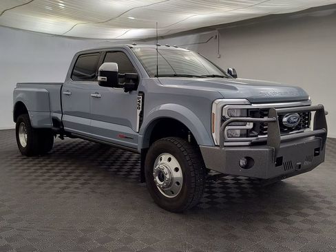 Used 2024 Ford F450 Lariat w/ Chrome Package AWD/4WD image 7