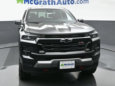 Used 2025 Chevrolet Colorado Z71 w/ Z71 Convenience Package 2 AWD/4WD image 5