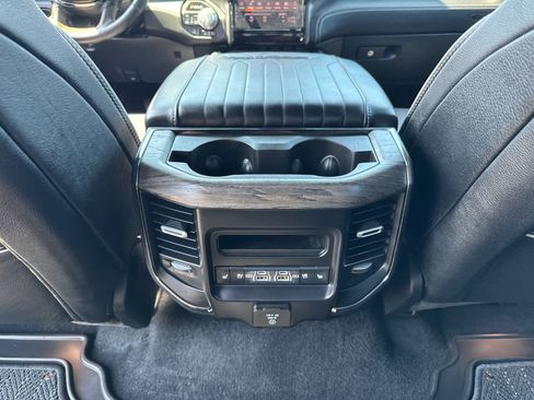 Used 2025 RAM 1500 Limited AWD/4WD image 30