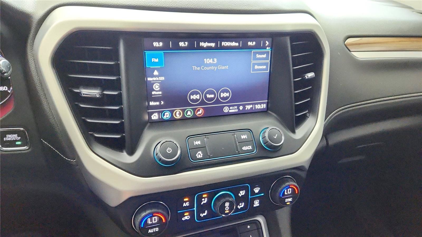 Used 2023 GMC Acadia SLE w/ Driver Convenience Package FWD image 29