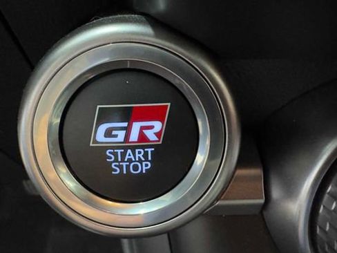 Used 2024 Toyota GR86 RWD image 24