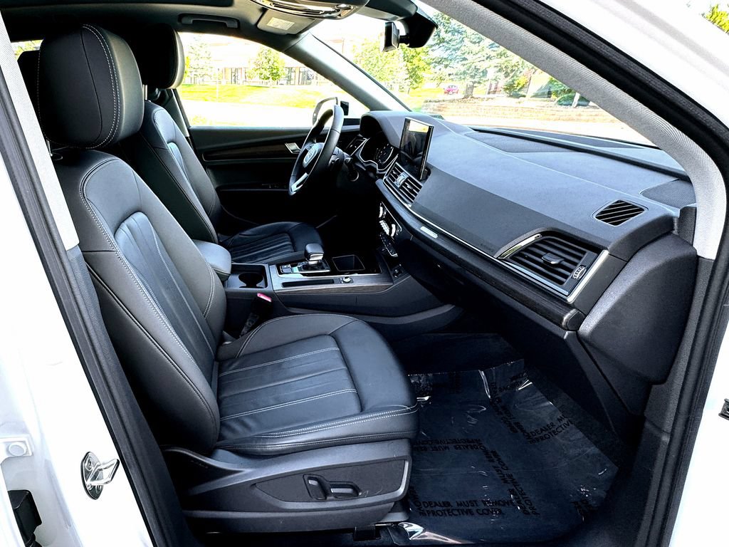Used 2023 Audi Q5 2.0T Premium w/ Convenience Package AWD/4WD image 37