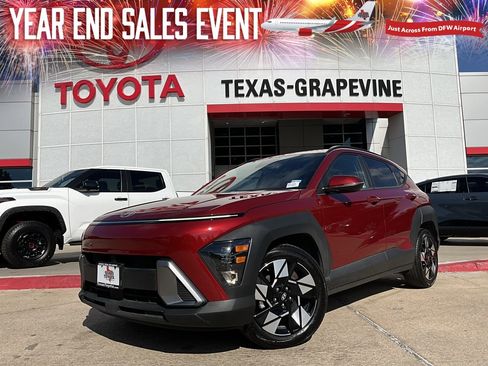Used 2025 Hyundai Kona SEL image 1