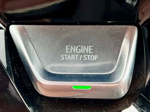 Used 2024 GMC Sierra 1500 Denali Ultimate image 36